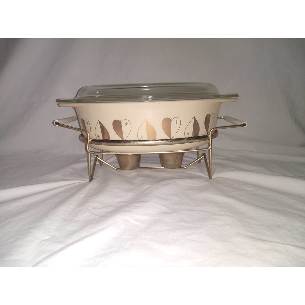 Pyrex promotional golden heart 045 2.5 quart casserole dish, candle stand